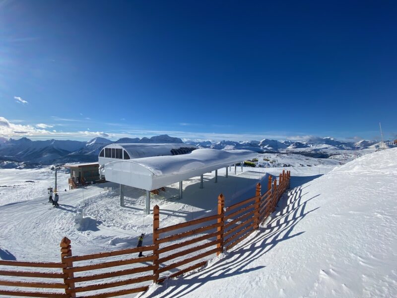 Sunshine Village, Banff, Canada. Image © PlanetSKI